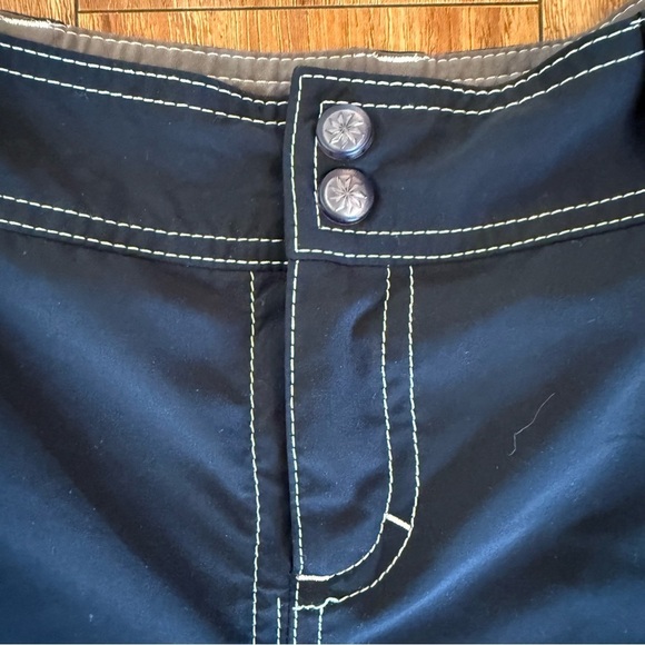 ATHLETA Women’s Black A Line Skater Flare Skirt Inner Shorts Size 6 - Picture 2 of 8